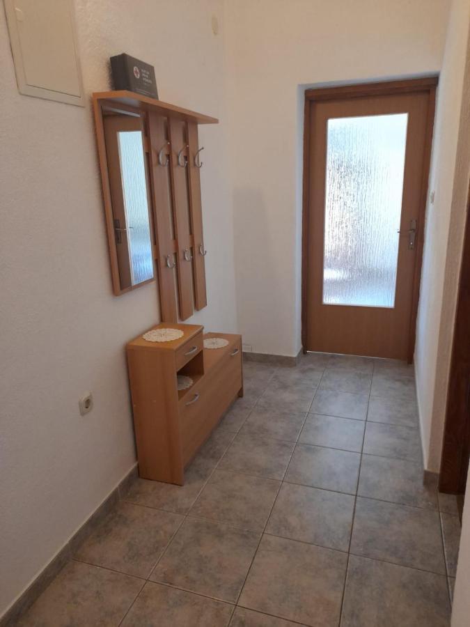 Apartman Karin 2 เซนญ์ ภายนอก รูปภาพ